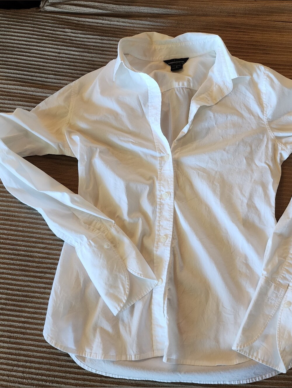 Vintage Y2K Moda International Classic White Button-Up Shirt